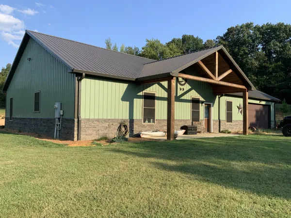 $855,000 | 330 Durwachter Road, Dover, TN 37058
