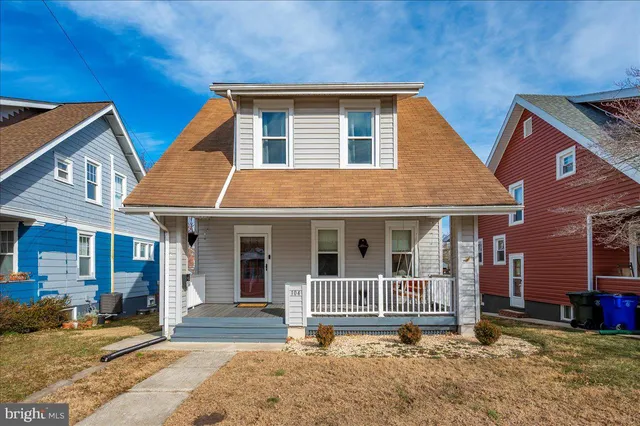 $300,000 | 104 Cypress Street, Hagerstown, MD 21742