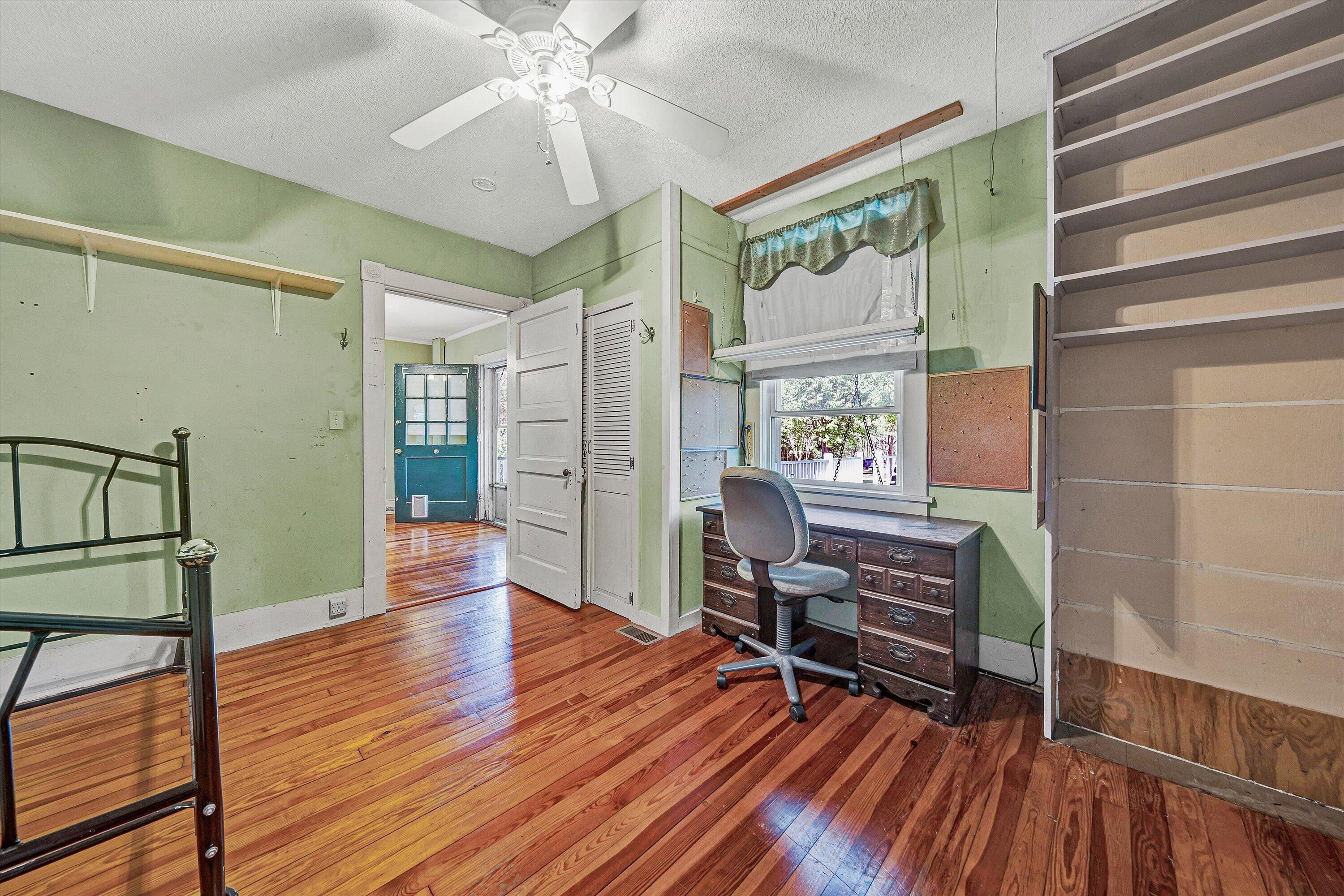 4787 Glade Creek Road Roanoke, VA 24012 - Photo 8 of 37