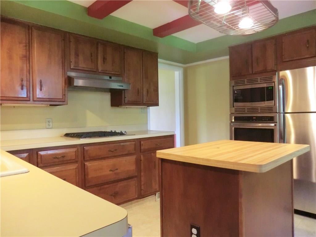 400 Jordan Road Indianapolis, IN 46217 - Photo 7 of 24 Gallery Image 7