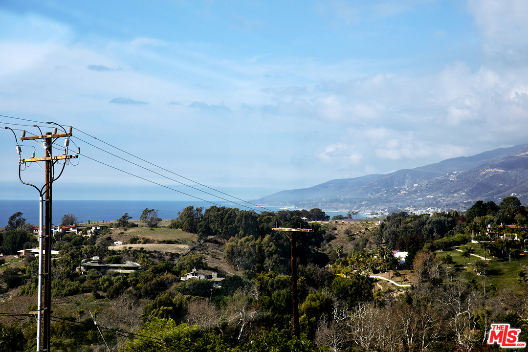 29231 Heathercliff Road Malibu, CA 90265 - Photo 9 of 27