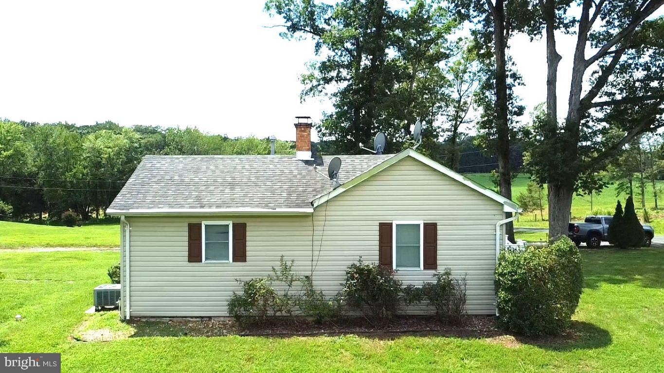 2575 Courtney School Road Midland, VA 22728 - Photo 25 of 28 Home exterior