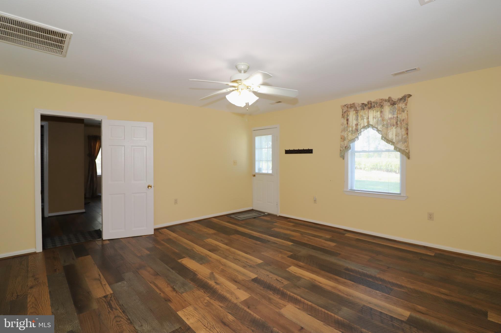 2575 Courtney School Road Midland, VA 22728 - Photo 10 of 28 Living room leads to BR 1