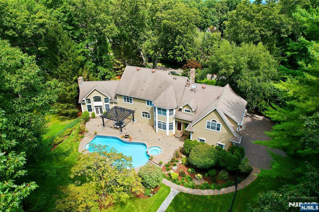 168 Birch Road Franklin Lakes, NJ 07417 - Photo 11 of 50 Gallery Image 11