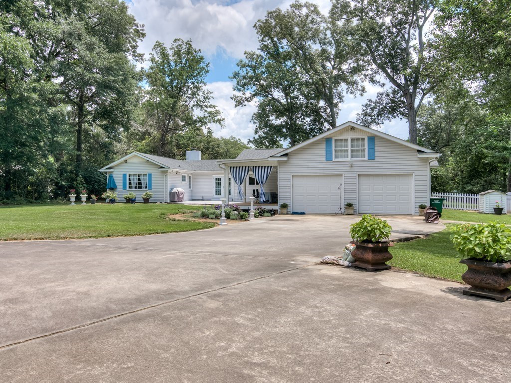 197 Hickory Road Aiken, SC 29803 - Photo 38 of 43