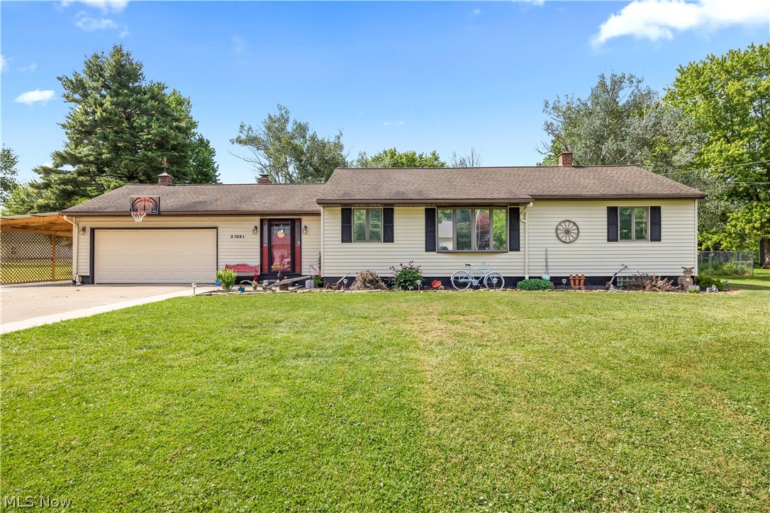 37581 Capel Road Grafton, OH 44044 - Photo 2 of 49