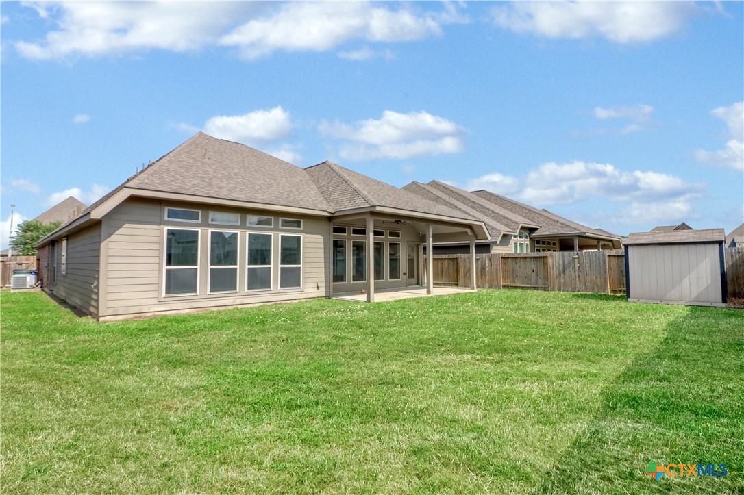 2912 Countryside Path Seguin, TX 78155 - Photo 34 of 36