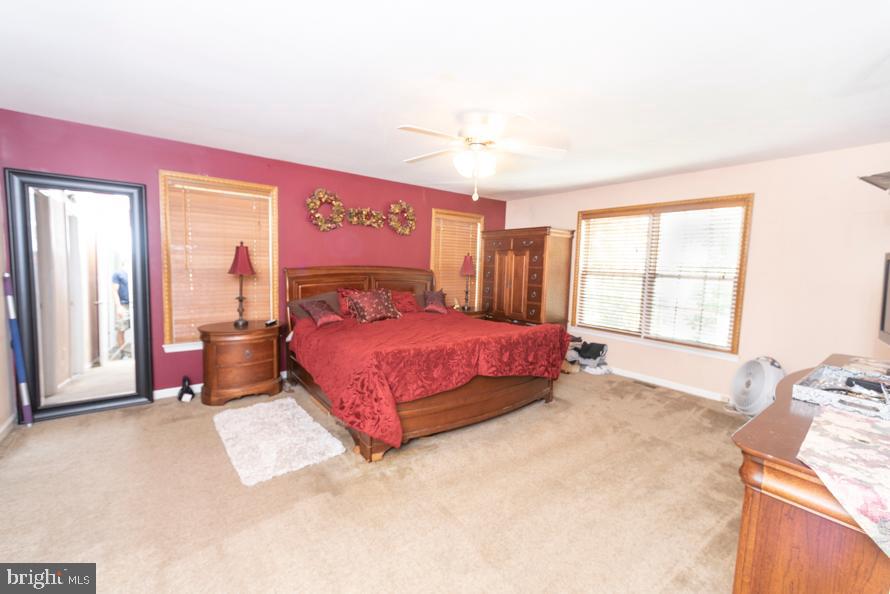 917 Newport Road Croydon, PA 19021 - Photo 52 of 63 Gallery Image 52