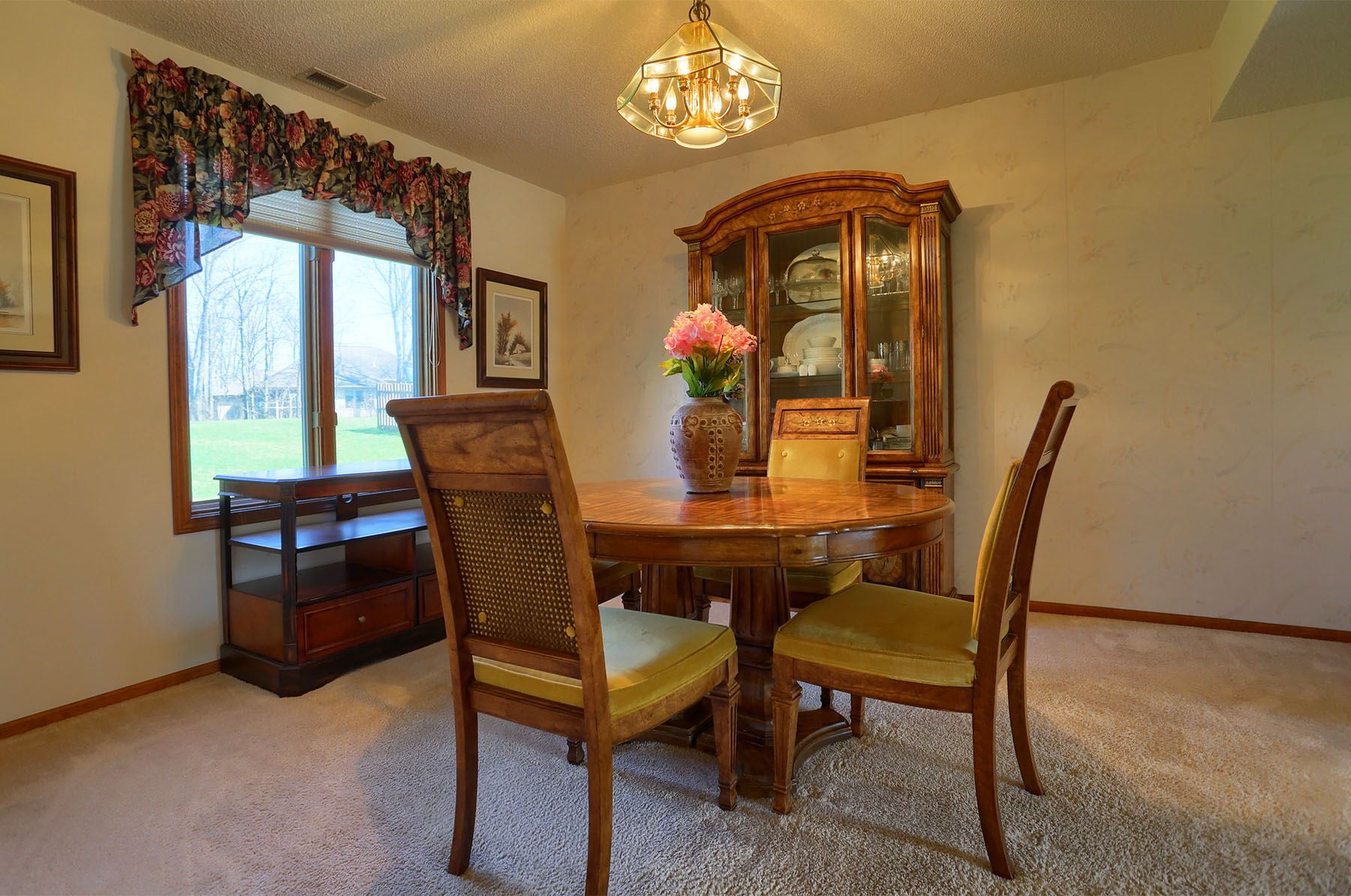 10026 Castle Ridge Place Fort Wayne, IN 46825 - Photo 9 of 32 Gallery Image 9