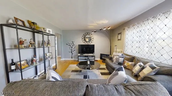 $299,900 | 29C Colfax Manor, Unit D, Roselle Park, NJ 07204