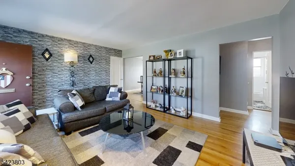 $299,900 | 29C Colfax Manor, Unit D, Roselle Park, NJ 07204