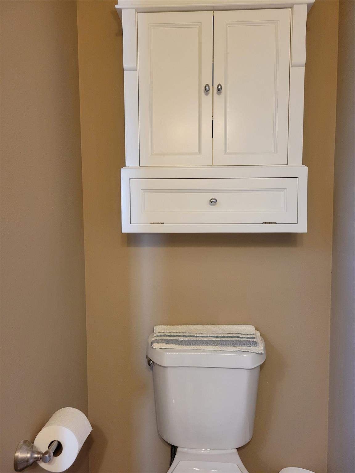 628 Southwest 35th Street Okeechobee, FL 34974 - Photo 14 of 27 a bathroom with a toilet