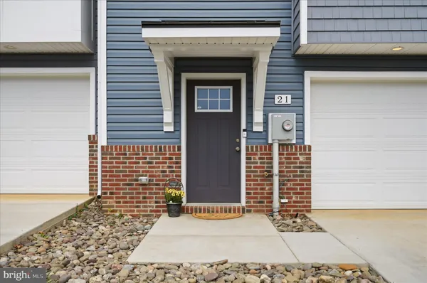 $295,000 | 21 Olga Drive, Martinsburg, WV 25403