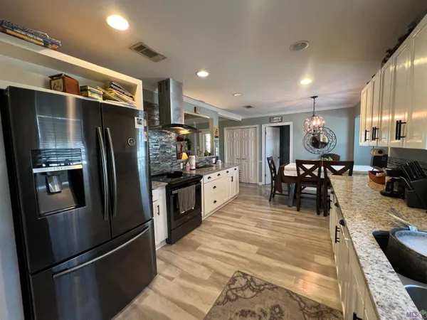 $283,000 | 16175 Shenandoah Avenue, Baton Rouge, LA 70817