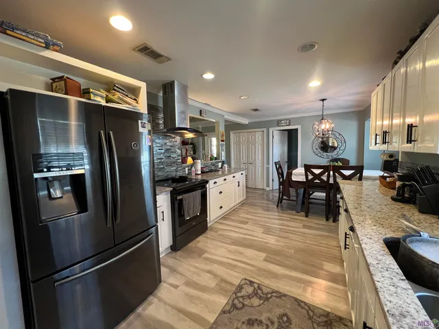 $260,000 | 16175 Shenandoah Avenue, Baton Rouge, LA 70817