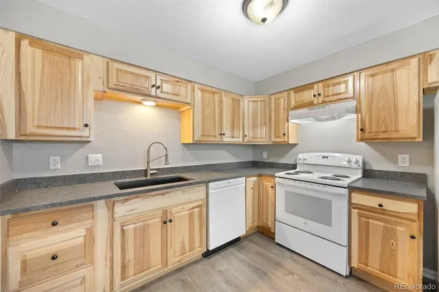 $720,000 | 2220-2222 West Harvard Avenue, Englewood, CO 80110