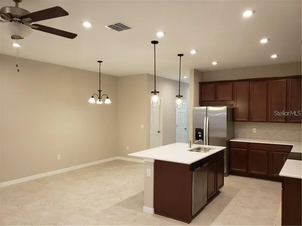 $2,700 | 15915 Marina Bay Drive, Winter Garden, FL 34787