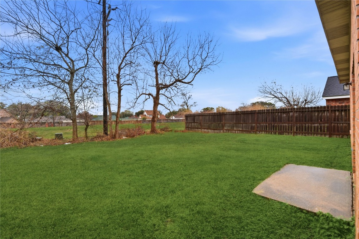 7718 Sign Street Houston, TX 77489 - Photo 24 of 24 a view of a park with large trees