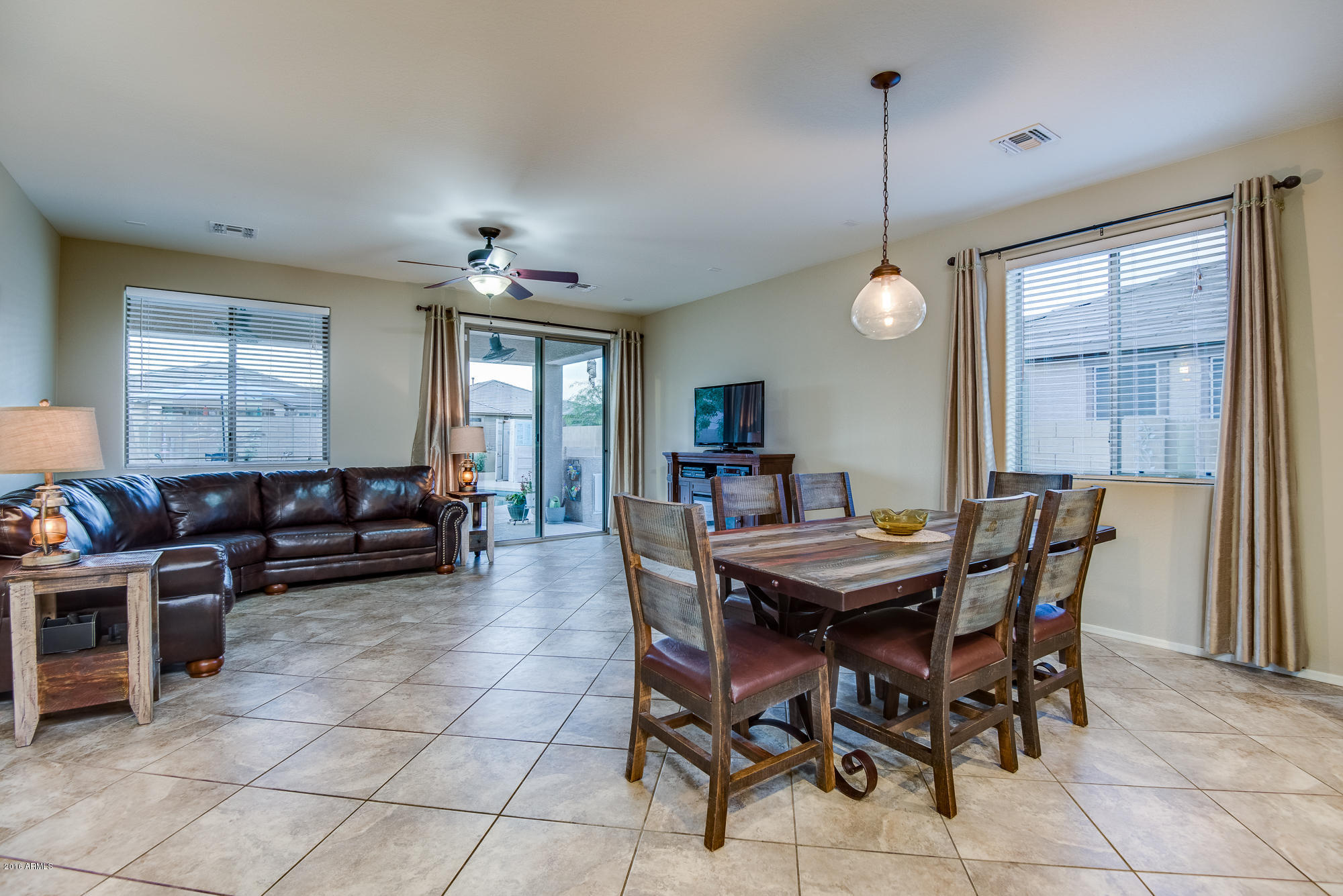 16024 West Almeria Road Goodyear, AZ 85395 - Photo 13 of 42 DSC_7249_