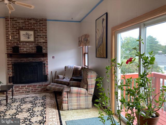 19 Beryl Road Paoli, PA 19301 - Photo 11 of 51 Great Room door to Deck & fenced Patio
