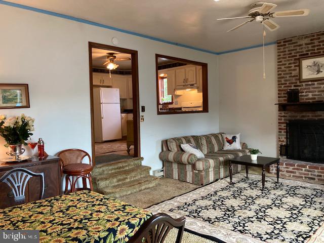 19 Beryl Road Paoli, PA 19301 - Photo 10 of 51 Great Room is so big it has room for table too