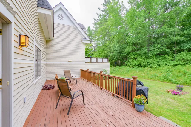 $329,000 | 20 B Springbrook Drive, Unit TH6, Belfast, ME 04915