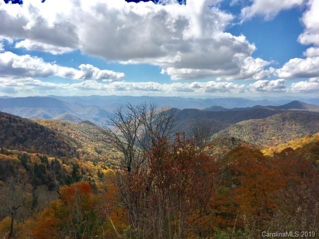 464 Bent Tree Road Maggie Valley, NC 28751 - Photo 2 of 38 a view of a city