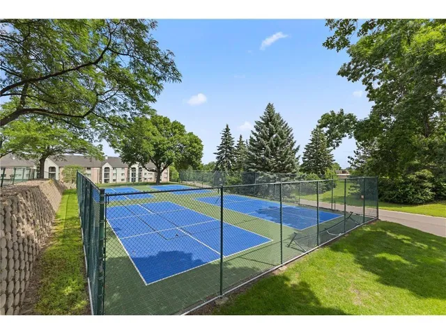 $125,000 | 4300 Trenton Lane North, Unit 2304, Plymouth, MN 55442