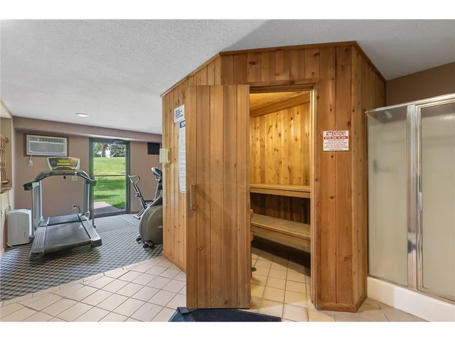 $125,000 | 4300 Trenton Lane North, Unit 2304, Plymouth, MN 55442