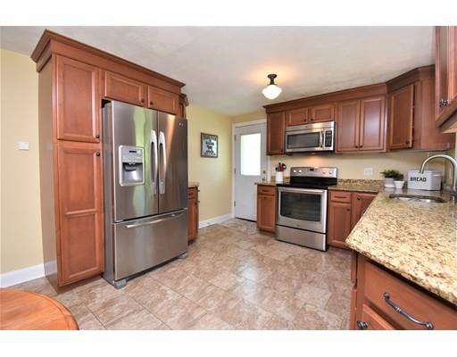 31 Standish Road Attleboro, MA 02703 - Photo 3 of 21 Gallery Image 3