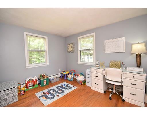 31 Standish Road Attleboro, MA 02703 - Photo 7 of 21 Gallery Image 7