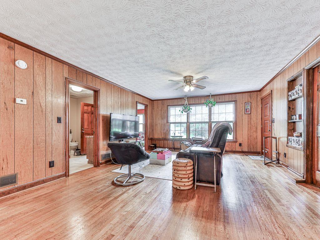 2760 Hembree Road Northeast Marietta, GA 30062 - Photo 38 of 65 a view of a livingroom with workspace and a window