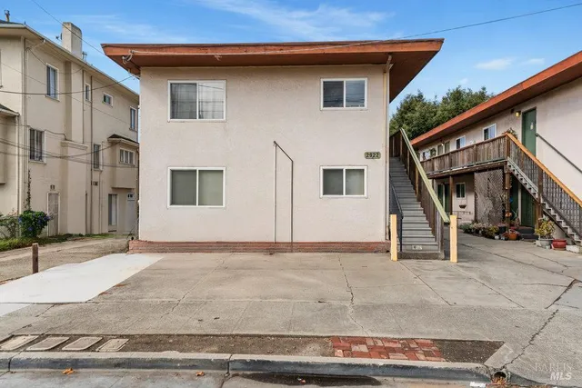 $999,500 | 2922 Stanton Street, Berkeley, CA 94702