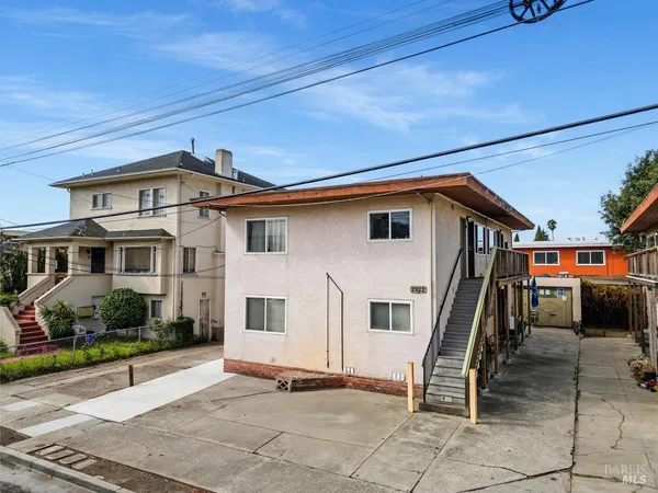$865,000 | 2922 Stanton Street, Berkeley, CA 94702