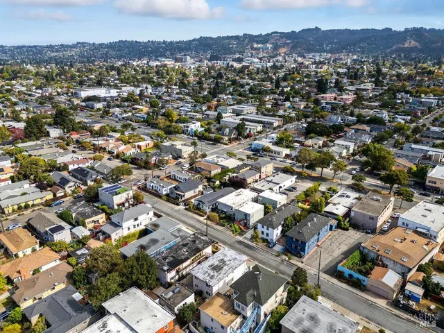 $999,500 | 2922 Stanton Street, Berkeley, CA 94702