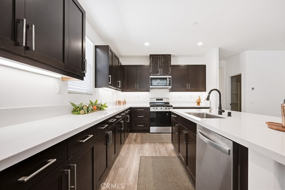 36249 Sunset Ridge Court Wildomar, CA 92595 - Photo 7 of 19