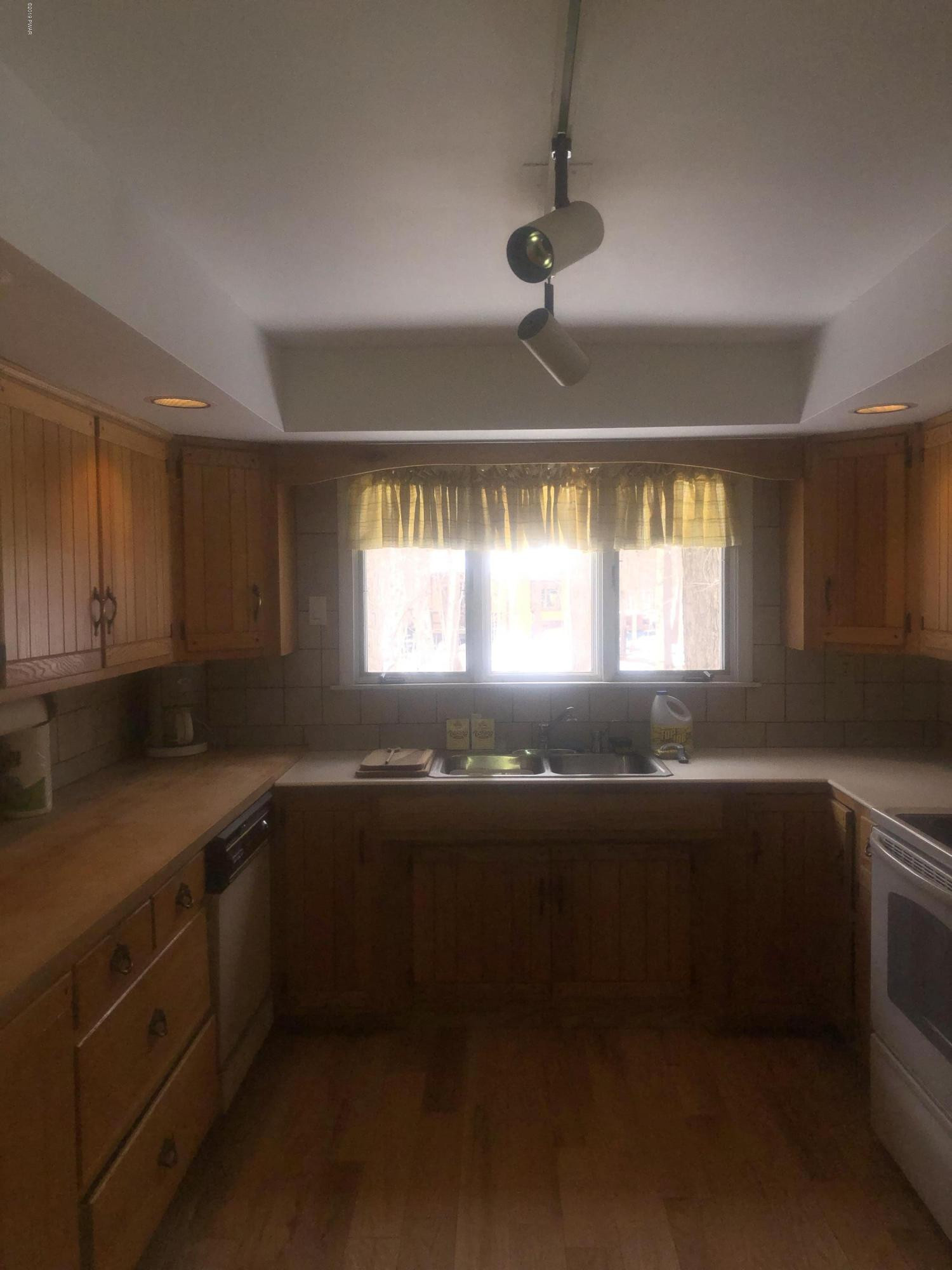 1075 Raintree Road Newfoundland, PA 18445 - Photo 5 of 22 C9675184-313A-4A3E-A275-04ADC4064197