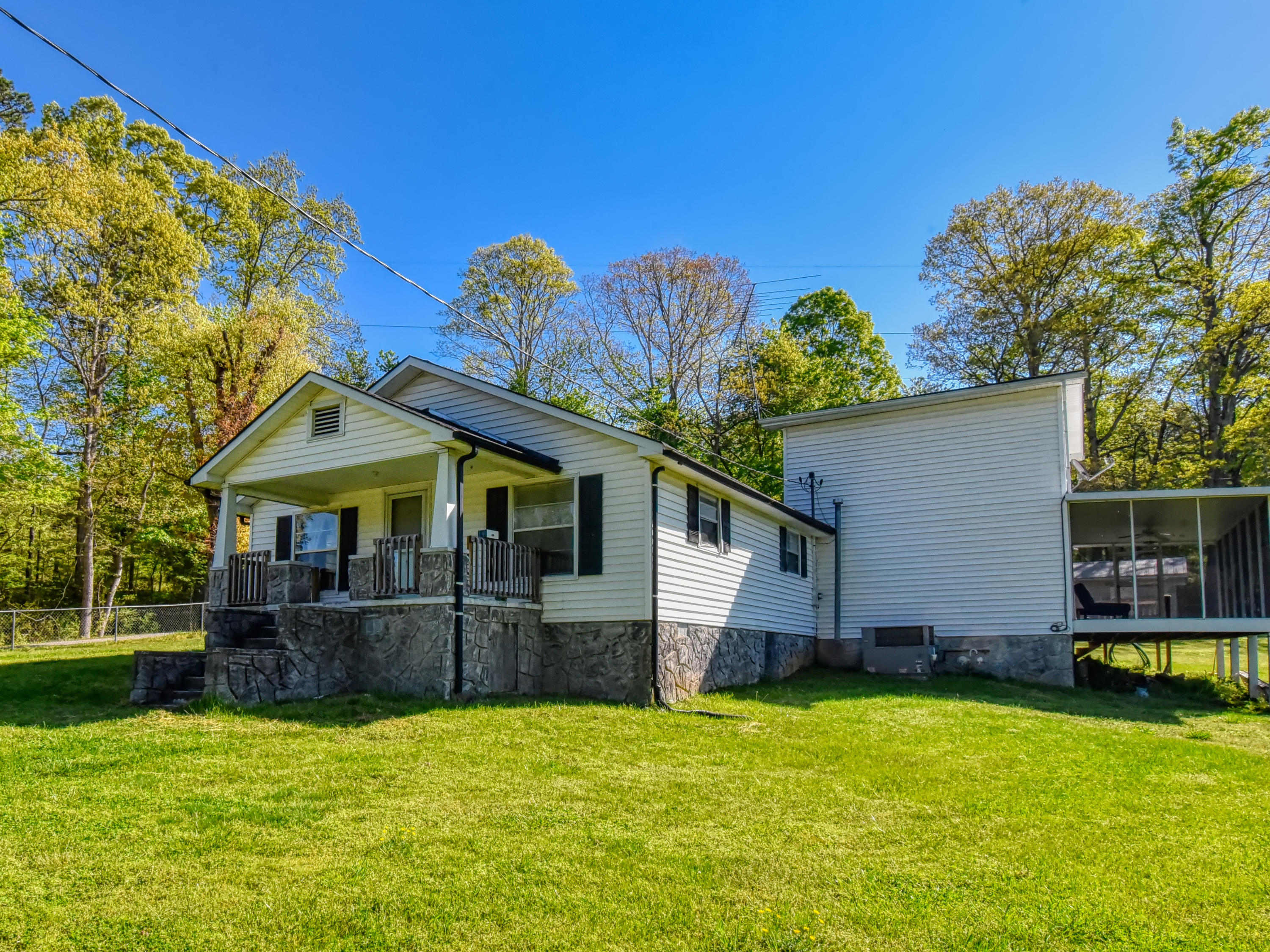 6490 Malone Road Loudon, TN 37774 - Photo 1 of 25 6490 Malone Rd 23