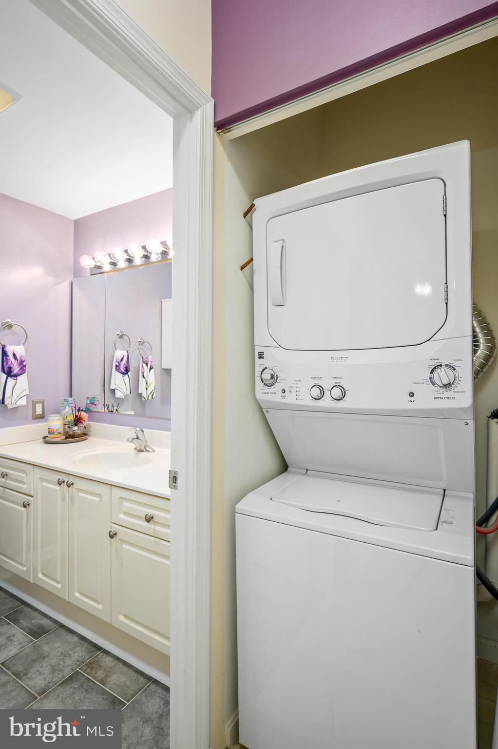 19355 Cypress Ridge Terrace, Unit 422 Leesburg, VA 20176 - Photo 24 of 34 Laundry closet in hall of owner's suite