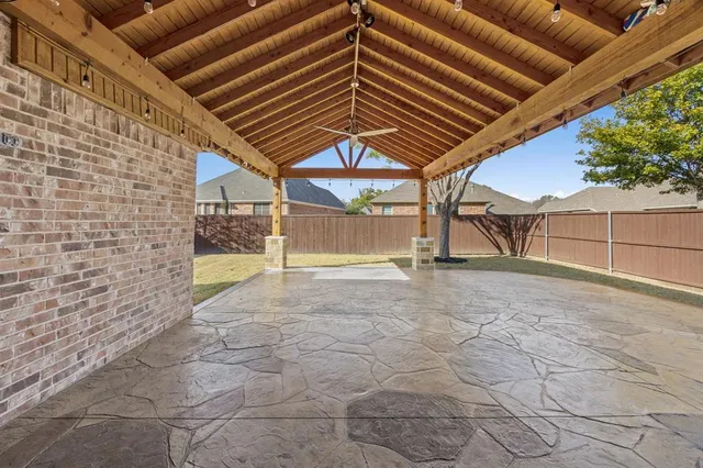 a view of outdoor space