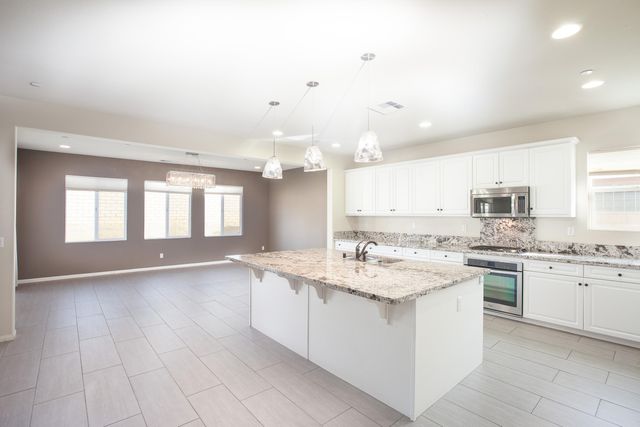 $3,200 | 74068 Imperial Court East, Palm Desert, CA 92211