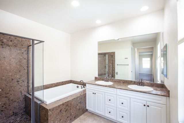 $3,200 | 74068 Imperial Court East, Palm Desert, CA 92211