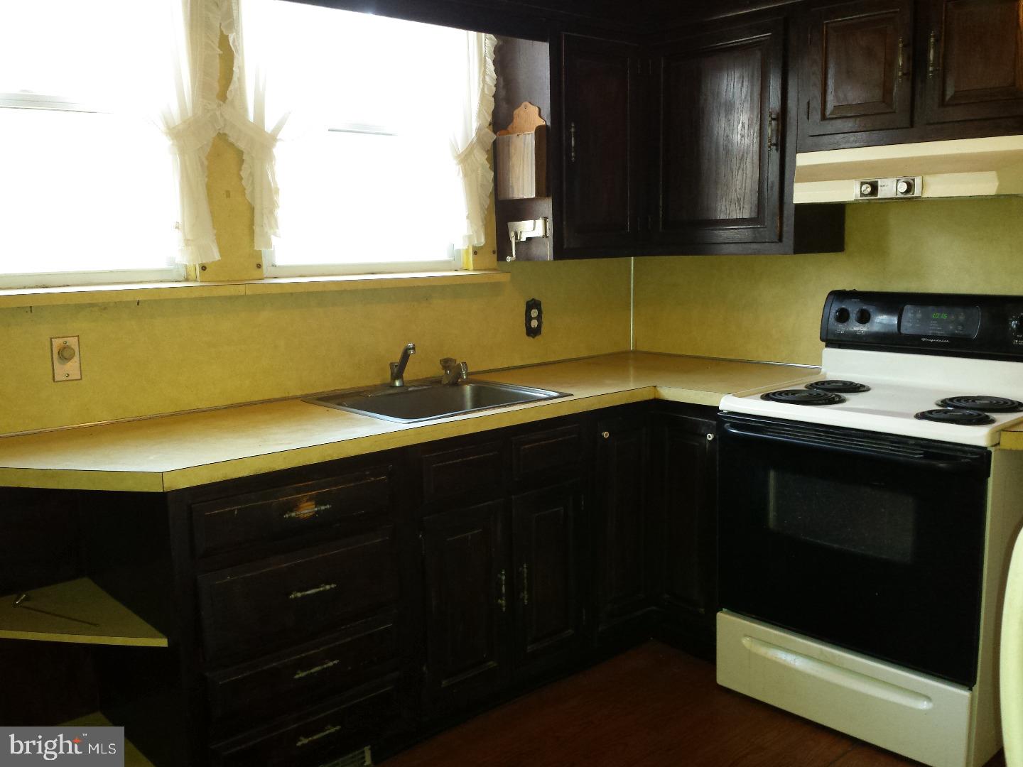 15 Rugby Lane Bridgeton, NJ 08302 - Photo 12 of 20 Kitchen