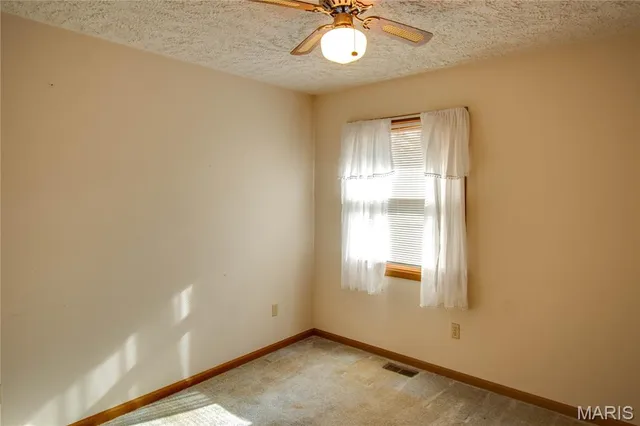 $100,000 | 1017 Mulberry Street, Greenfield, IL 62044