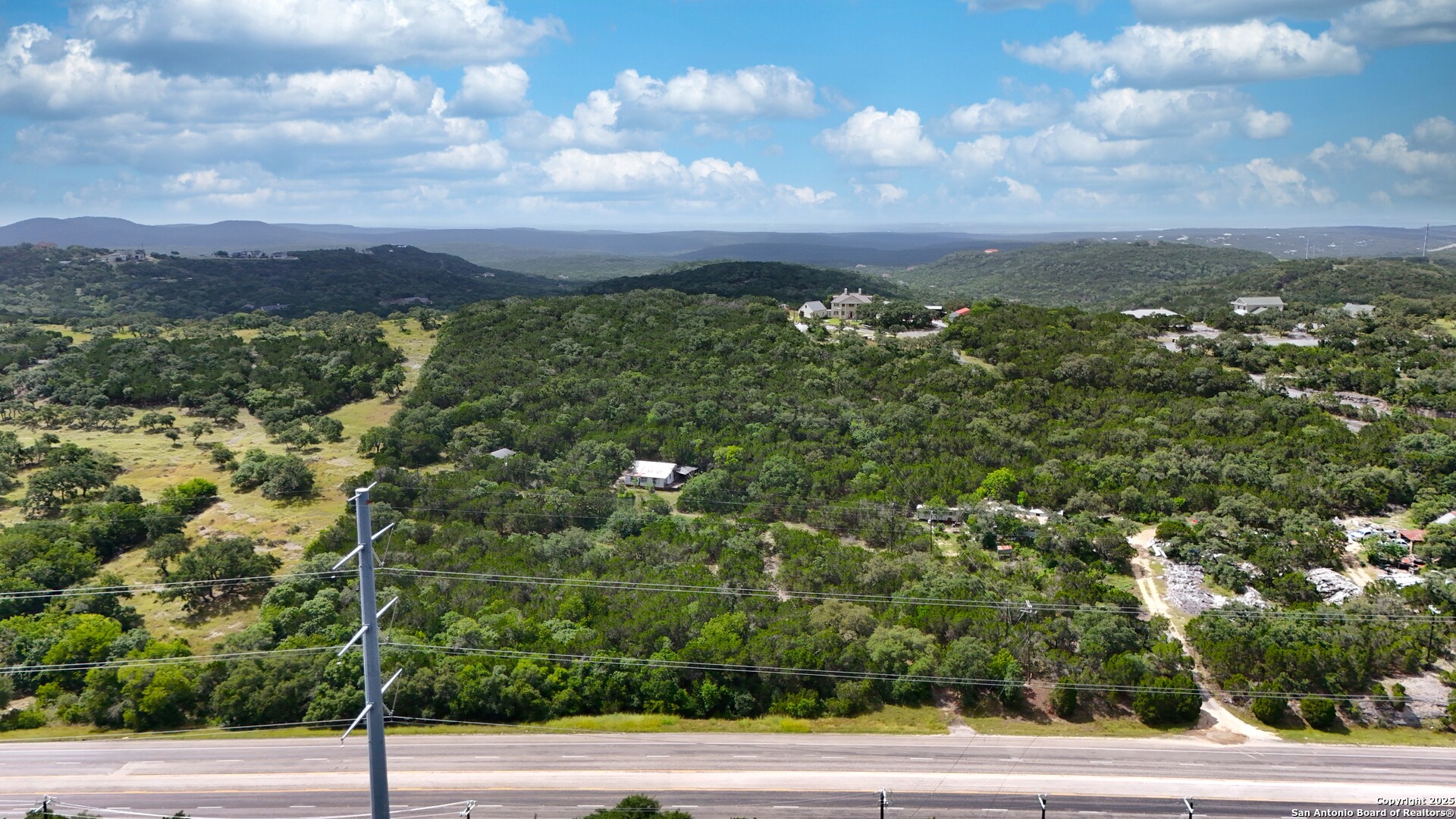 19031 Bandera Road Helotes, TX 78023 - Photo 11 of 37