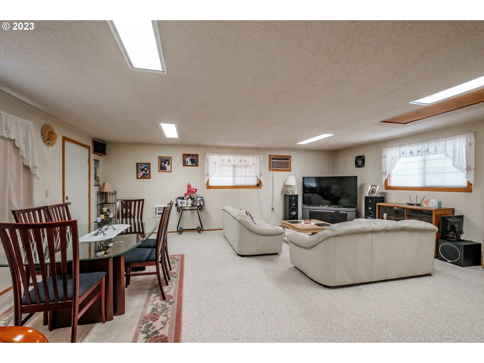 4785 Swegle Road Northeast Salem, OR 97305 - Photo 13 of 35