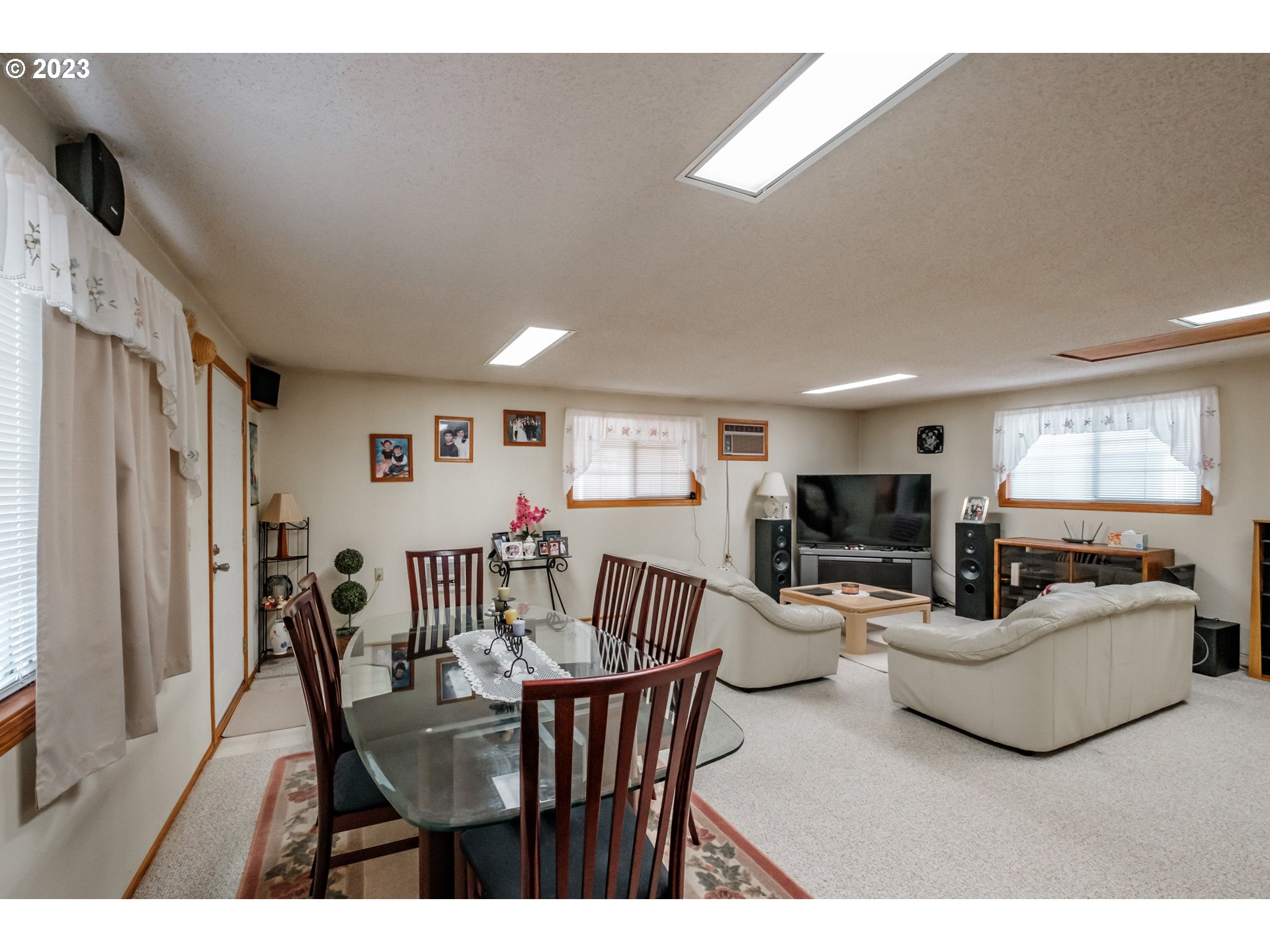 4785 Swegle Road Northeast Salem, OR 97305 - Photo 15 of 35