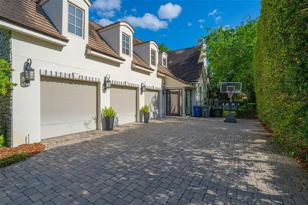 $2,850,000 | 1529 Holts Grove Circle, Winter Park, FL 32789