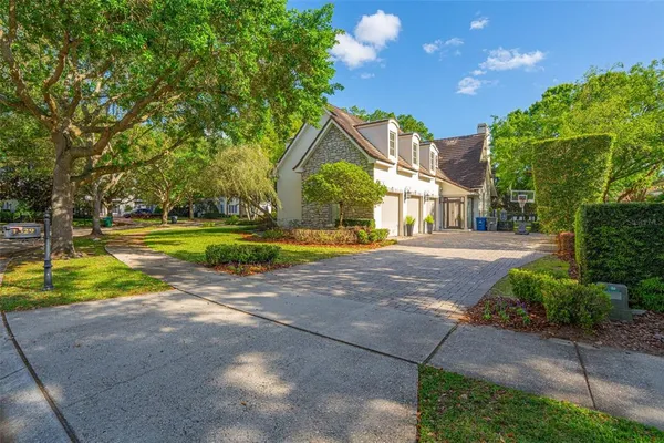 $2,850,000 | 1529 Holts Grove Circle, Winter Park, FL 32789