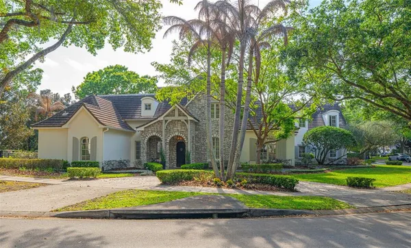 $2,850,000 | 1529 Holts Grove Circle, Winter Park, FL 32789